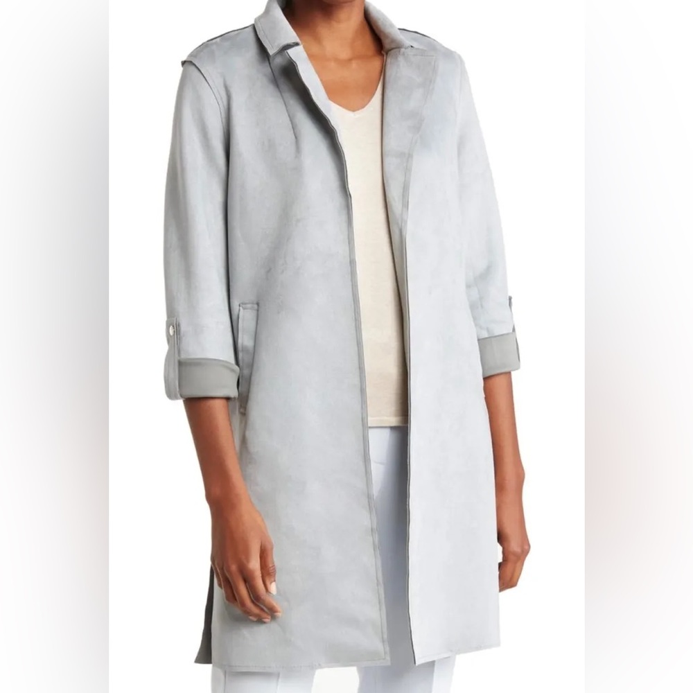 Tahari light coat